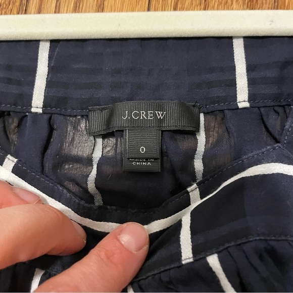 Women’s J. Crew penny windowpane navy and white long sleeve blouse, size: 0 - Picture 4 of 4